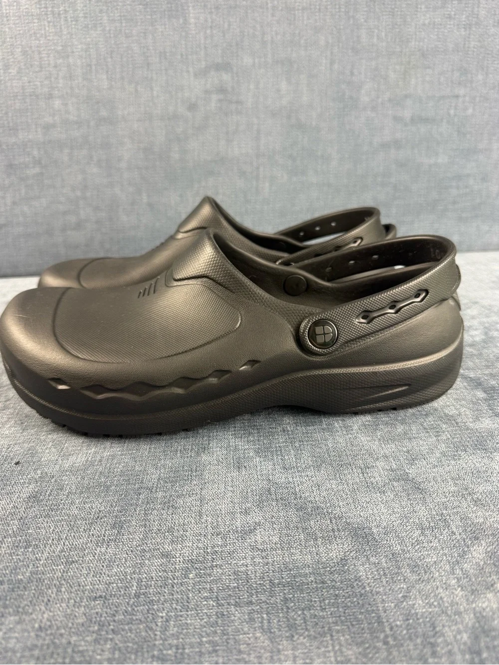 Shoes For Crews Zinc Unisex Slip Resistant Work Clogs Black Mens SZ 11 Women